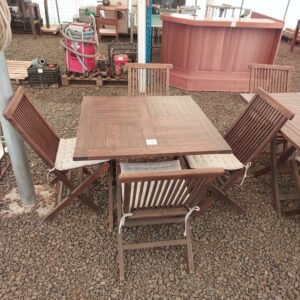 Teak folding Patio Suite with 4 chairs